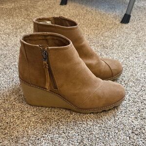 Toms Tan Wedge Ankle Shoes